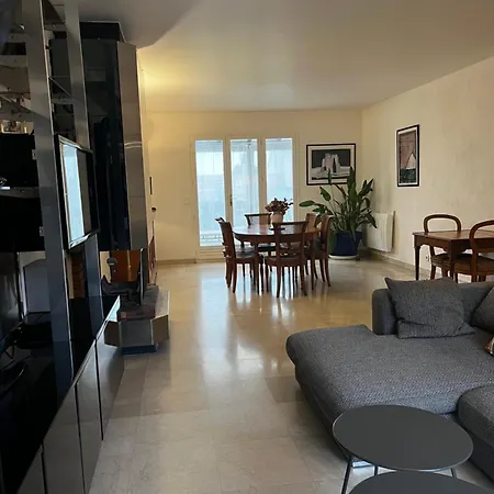 Holiday home Maison Berlioz